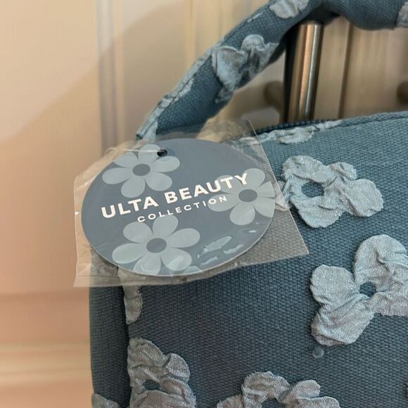 Denim Blue Floral Bag - Picture 3 of 3